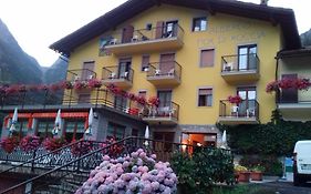 Hotel Fior di Roccia