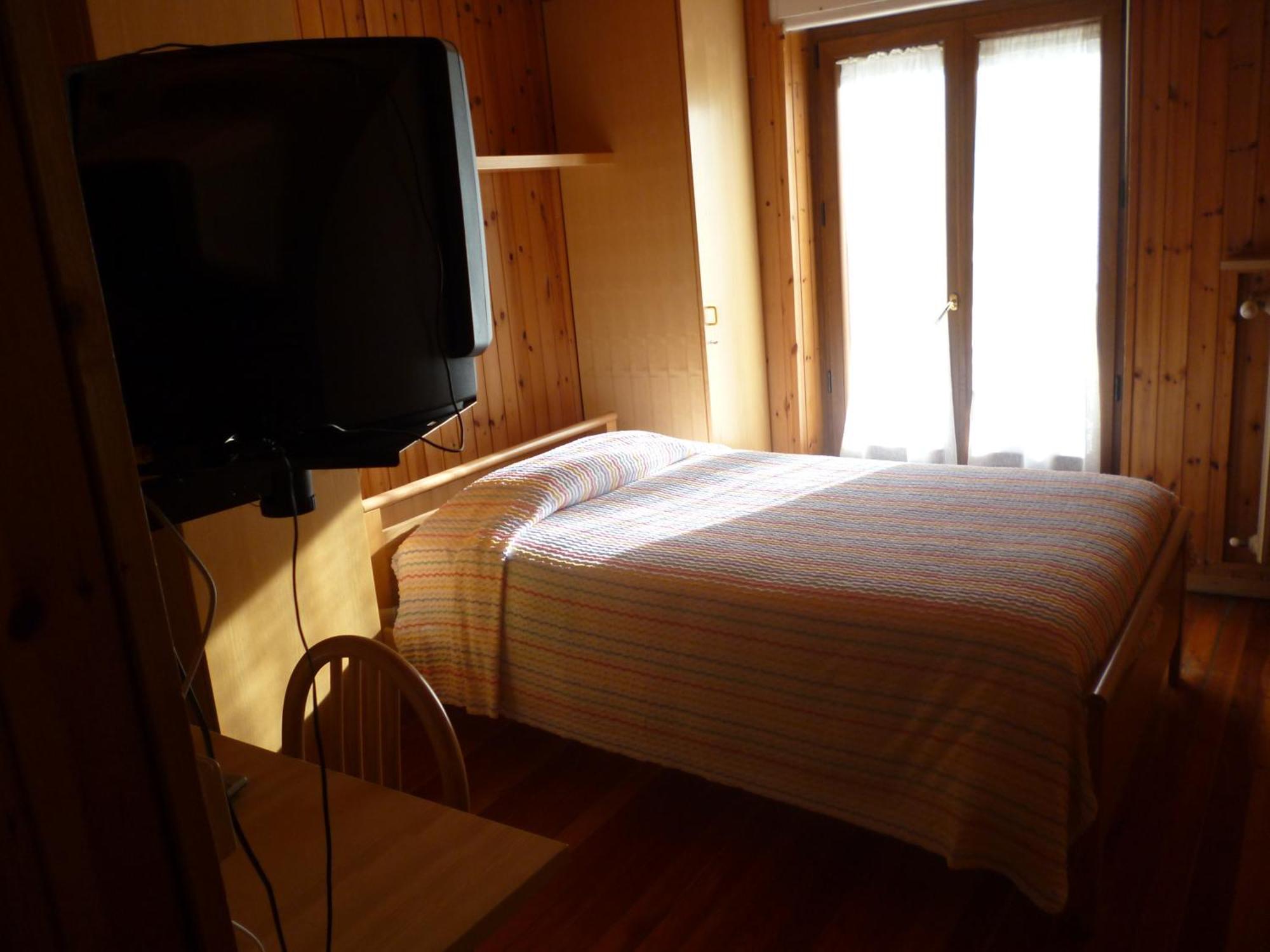 Hotel Fior di Roccia Gaby Esterno foto