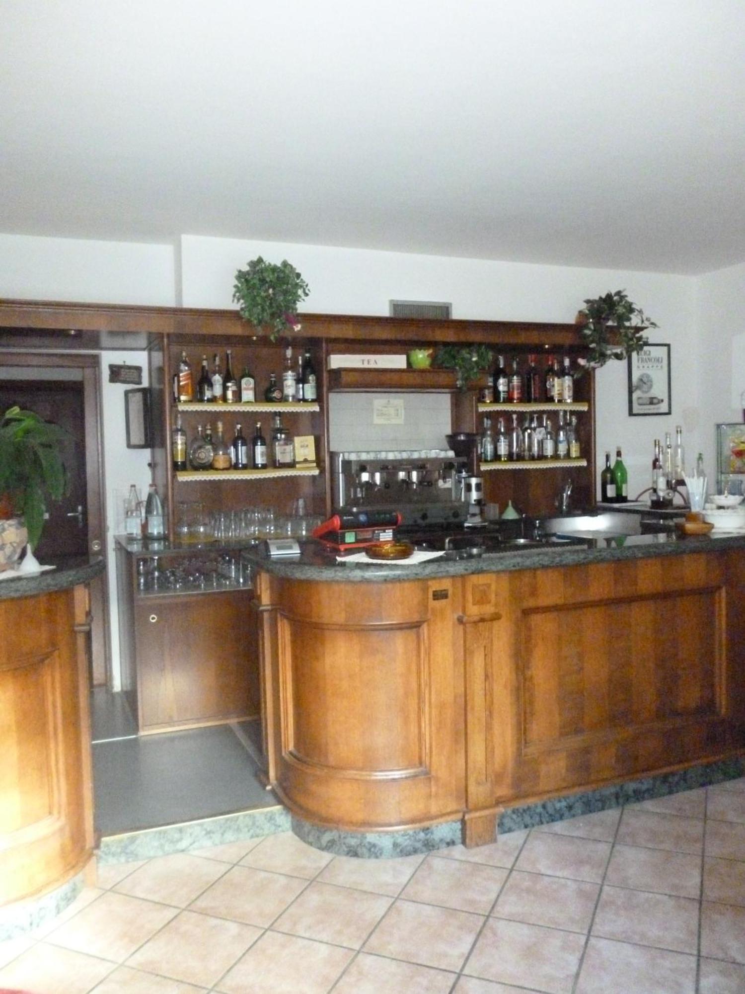 Hotel Fior di Roccia Gaby Esterno foto