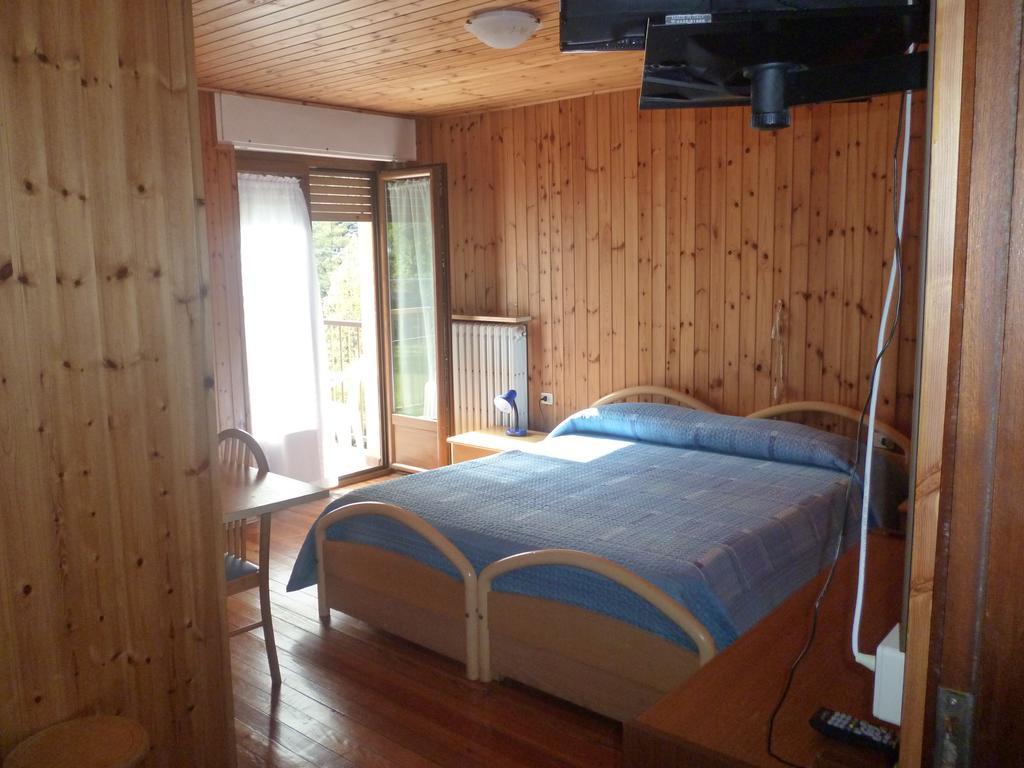 Hotel Fior di Roccia Gaby Esterno foto
